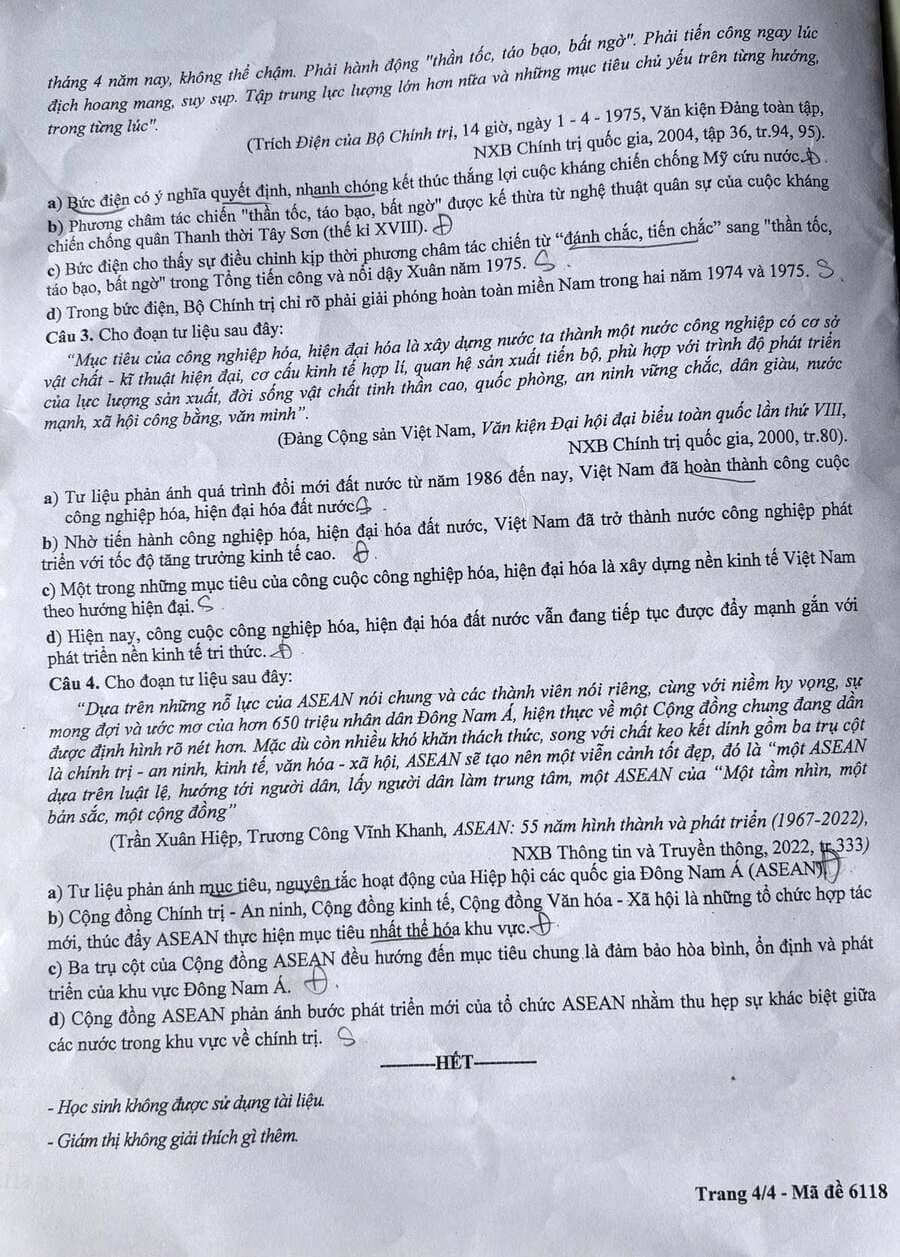 Đề thi khảo sát chất lượng lớp 12 Môn Sử Hà Nội 2026 2